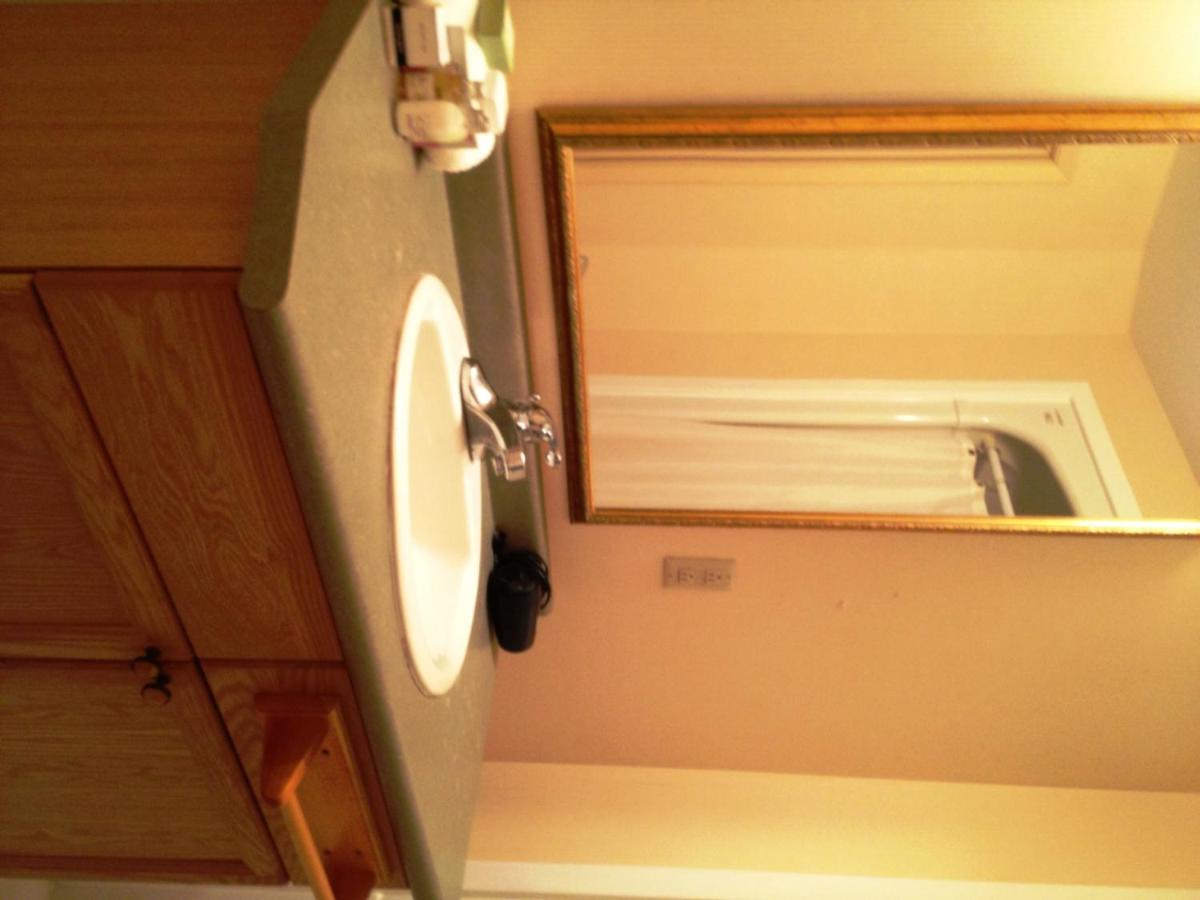 Stone Willow Inn Saint Marys Екстериор снимка