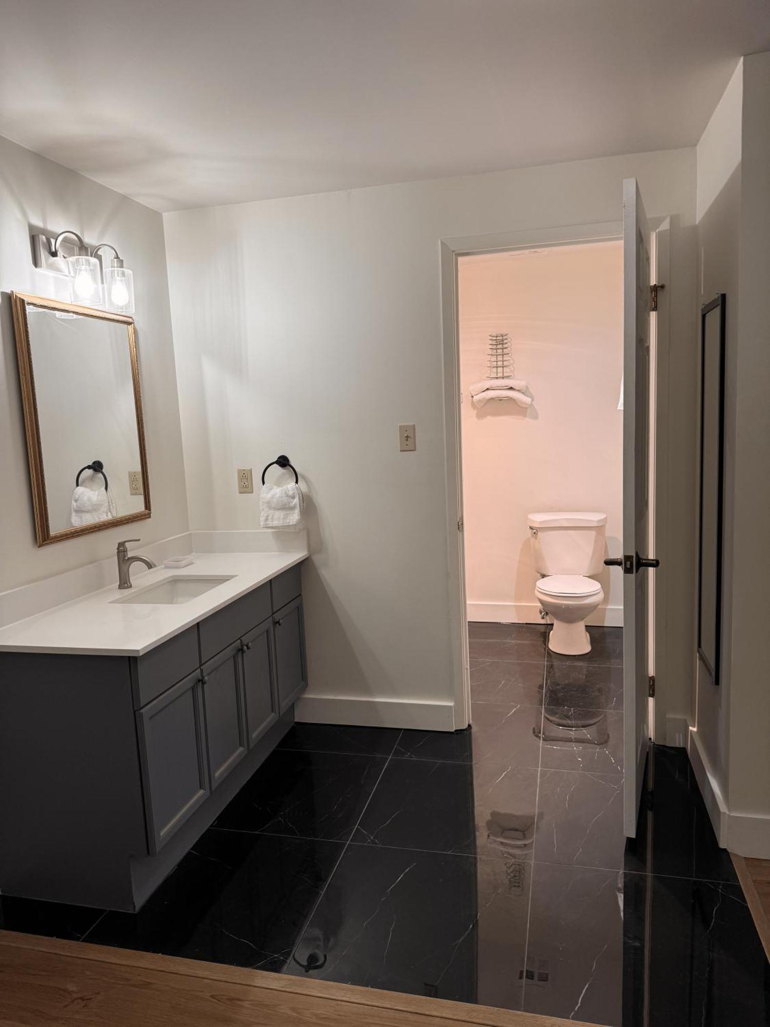 Stone Willow Inn Saint Marys Екстериор снимка