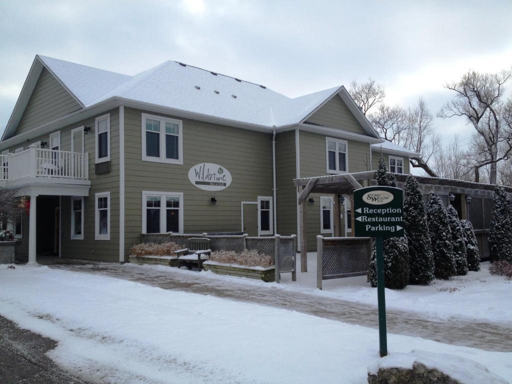 Stone Willow Inn Saint Marys Екстериор снимка